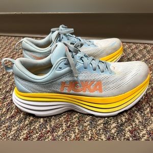 HOKA Bondi 8 Women’s Tennis Shoes Sz.9
